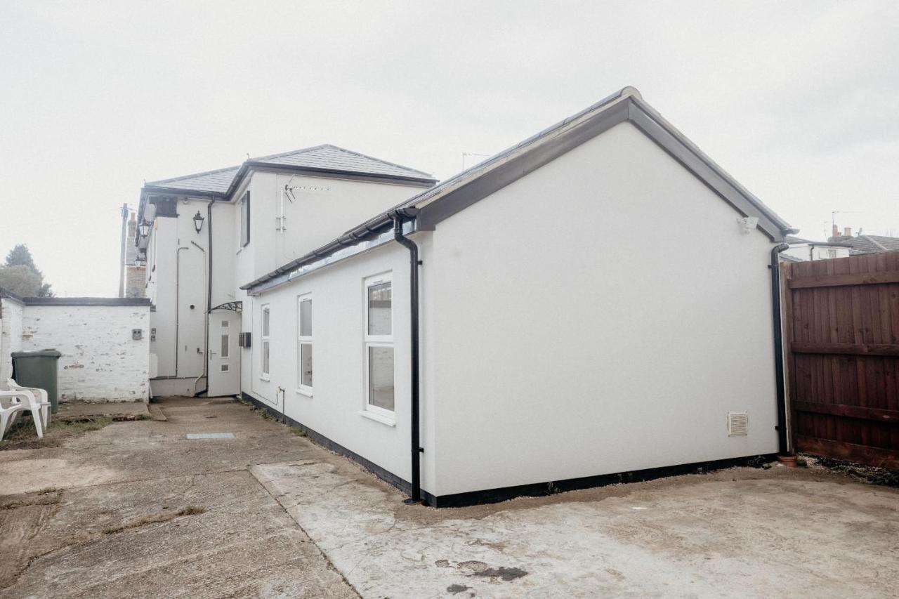 Elthorne Luxury Apartments - Uxbridge Exterior foto
